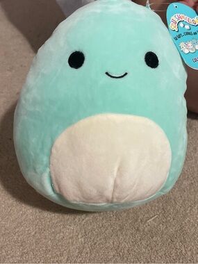 Kellytoy Mint Green & Cream Plush Squishmallow